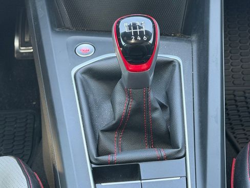 Used 2022 Volkswagen GTI Autobahn FWD image 13