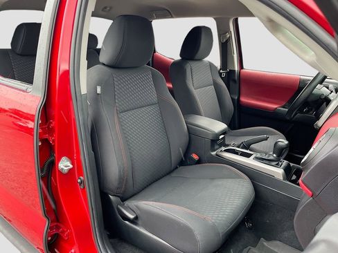 Used 2022 Toyota Tacoma SR5 image 26