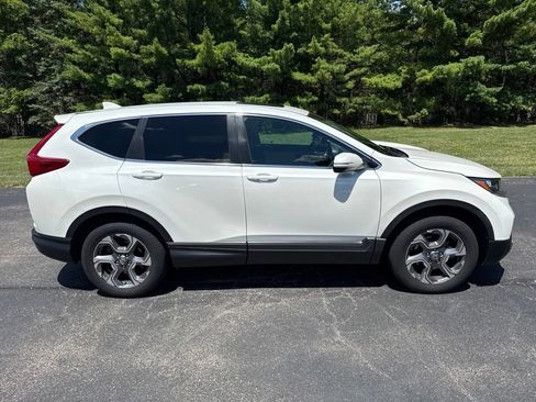 Used 2017 Honda CR-V EX image 2