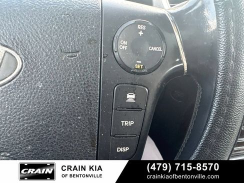 Used 2011 Hyundai Genesis 4.6 RWD image 23