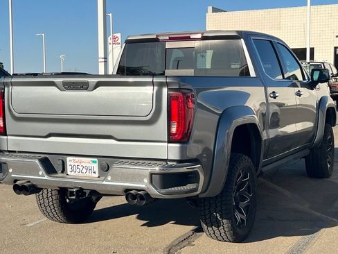 Used 2021 GMC Sierra 1500 SLT w/ SLT Premium Plus Package AWD/4WD image 6