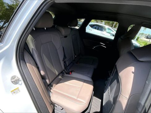 Used 2025 Audi Q5 Premium Plus w/ Premium Plus AWD/4WD image 33