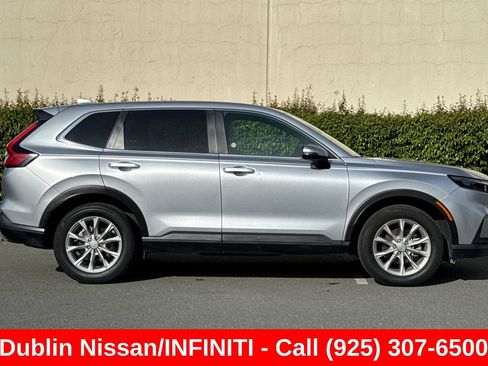 Used 2025 Honda CR-V EX-L image 3