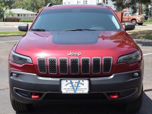 Used 2020 Jeep Cherokee Trailhawk w/ Comfort/Convenience Group AWD/4WD image 12