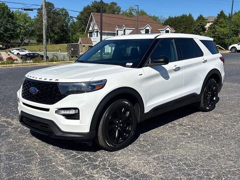 Used 2022 Ford Explorer ST-Line w/ Class IV Trailer Tow Package AWD/4WD image 3