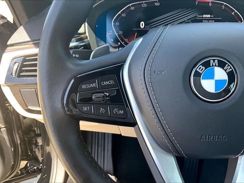 Used 2023 BMW 530i w/ Premium Package RWD image 20