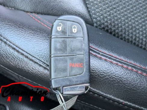 Used 2020 Jeep Compass Trailhawk AWD/4WD image 29