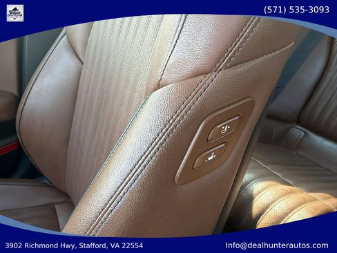 Used 2021 Genesis G70 2.0T w/ Elite Package RWD image 33