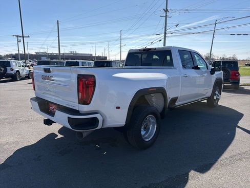 Used 2023 GMC Sierra 3500 Denali w/ Denali Ultimate Package image 3