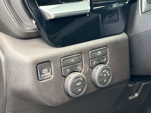 New 2026 Chevrolet Silverado 2500 LT w/ Convenience Package image 10