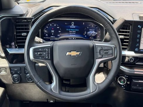 Used 2024 Chevrolet Silverado 1500 LT AWD/4WD image 8