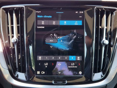 Used 2025 Volvo S60 B5 Core w/ Protection Package Premier image 19