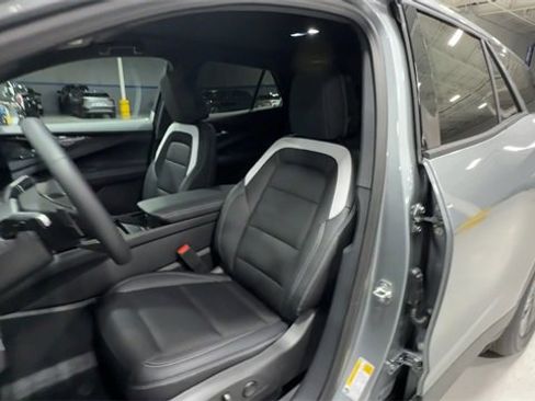 New 2026 Chevrolet Blazer EV LT image 11