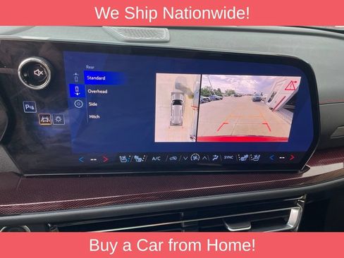 Used 2024 Chevrolet Traverse RS AWD/4WD image 23