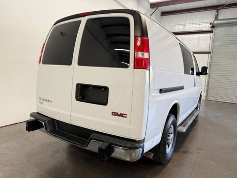 Used 2019 GMC Savana 2500 w/ Driver Convenience Package RWD image 8