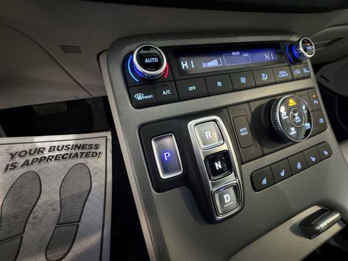 Used 2023 Hyundai Palisade Limited image 16