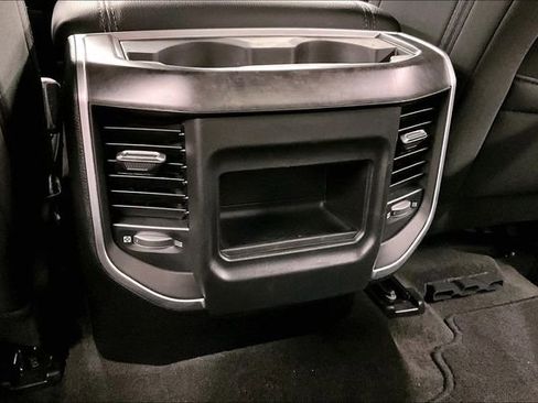 Used 2023 RAM 1500 Big Horn AWD/4WD image 32