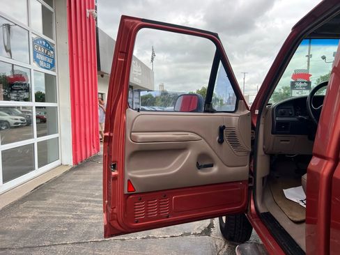 Used 1995 Ford F250 4x4 Regular Cab image 9