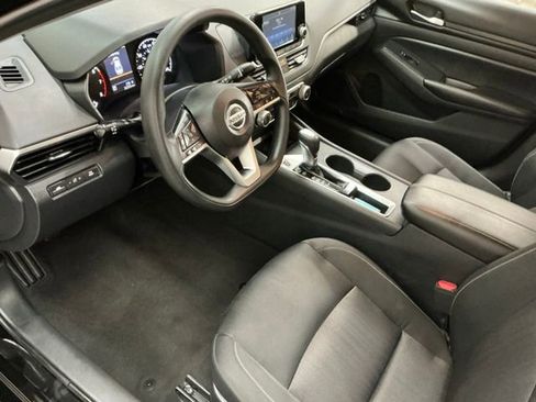 Used 2022 Nissan Altima 2.5 S FWD image 13