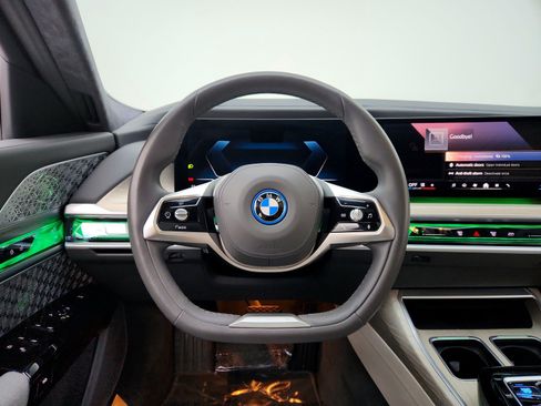 Used 2023 BMW i7 xDrive60 image 20