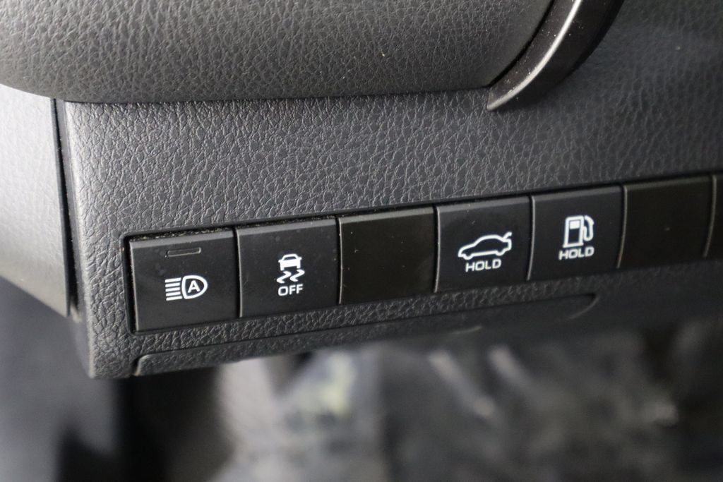 Used 2024 Toyota Camry LE w/ Convenience Package FWD image 22