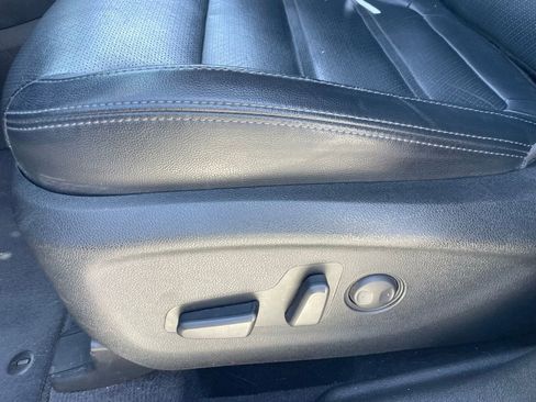 Used 2019 Kia Sorento EX w/ EX Touring Package image 5