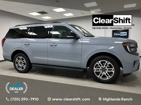 Used 2025 Ford Expedition Active AWD/4WD image 1