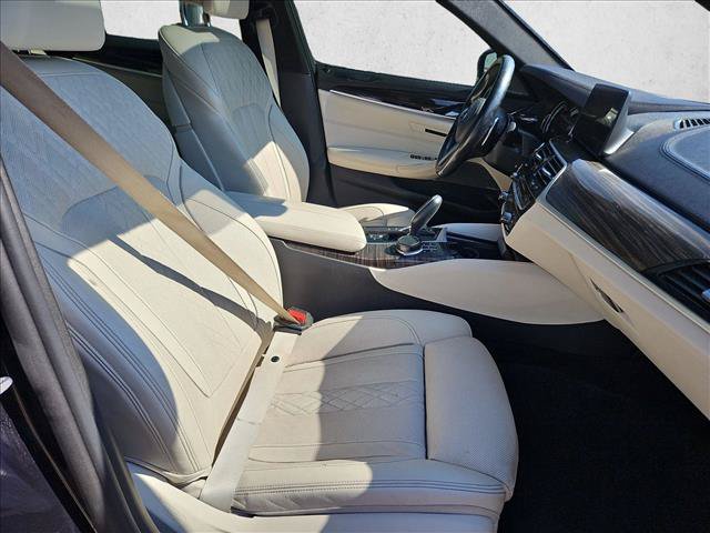 Used 2018 BMW M550i xDrive AWD/4WD image 22