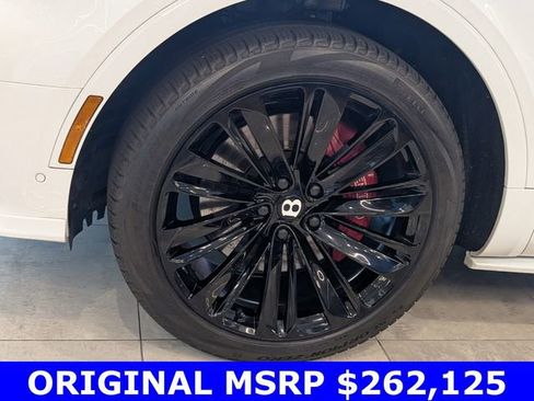 Used 2022 Bentley Bentayga Speed image 5