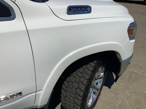 Used 2024 RAM 1500 Limited AWD/4WD image 11