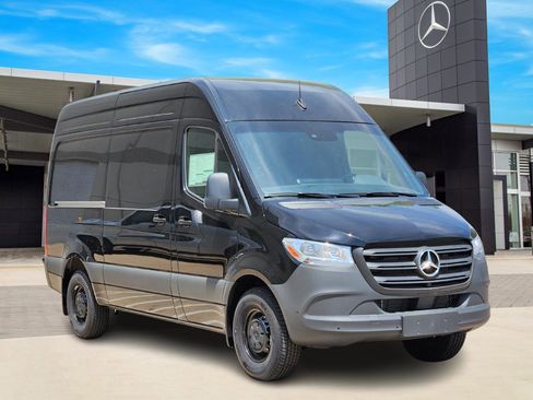 New 2024 Mercedes-Benz Sprinter 144 Cargo image 2