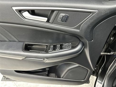 Used 2015 Ford Edge Sport image 13