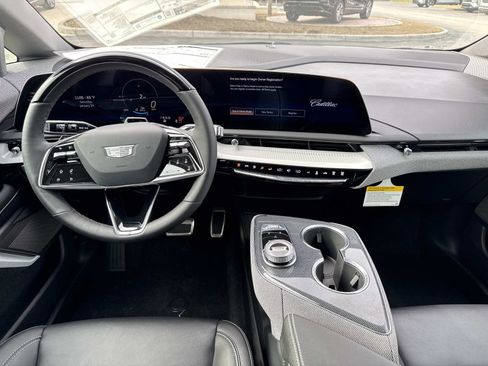 New 2026 Cadillac Optiq Sport 1 image 18