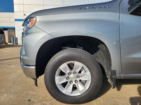 Certified 2025 Chevrolet Silverado 1500 LT image 9