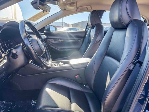 Used 2023 MAZDA MAZDA3 s image 15