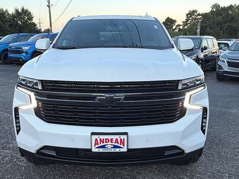 Used 2021 Chevrolet Tahoe RST w/ Luxury Package RWD image 2