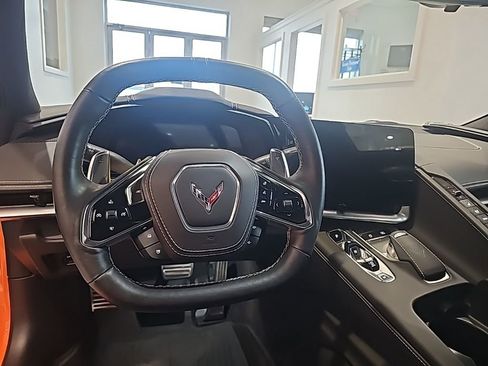 Used 2023 Chevrolet Corvette Stingray Premium Conv w/ Z51 Performance Package image 13