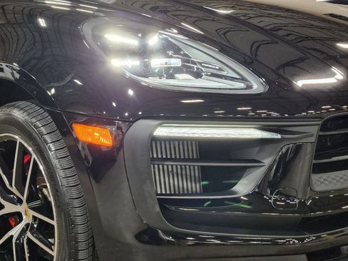 Used 2023 Porsche Macan S image 14