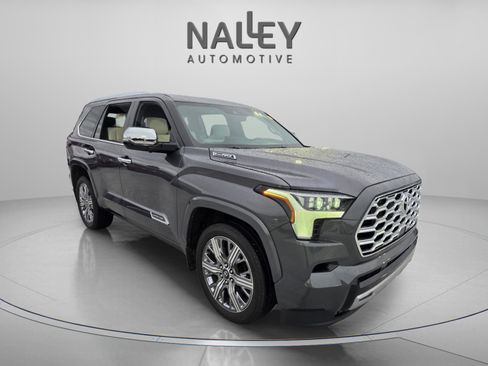 Used 2025 Toyota Sequoia Capstone image 7