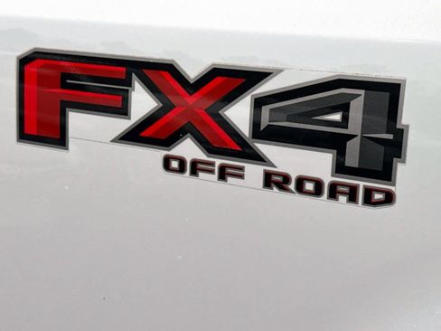 Used 2019 Ford F250 XL w/ XL Value Package image 8