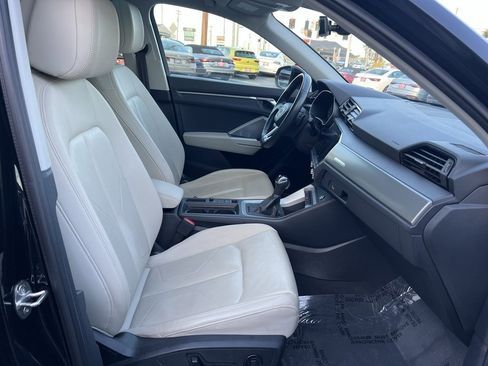 Used 2023 Audi Q3 2.0T Premium image 37