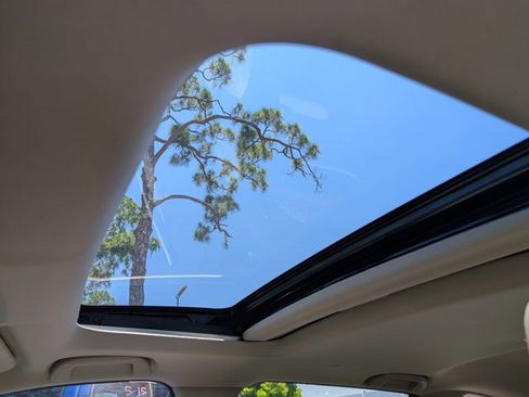 Used 2019 Honda CR-V Touring image 15