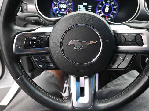 Used 2018 Ford Mustang GT Premium w/ GT Performance Package RWD image 29