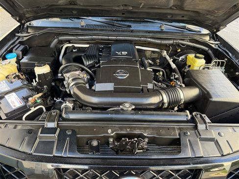 Used 2018 Nissan Frontier PRO-4X AWD/4WD image 50
