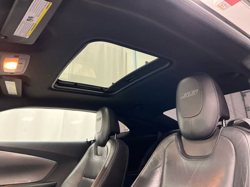 Used 2011 Chevrolet Camaro SS w/ RS Package image 5