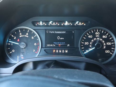 Used 2018 Ford F150 XLT w/ Equipment Group 302A Luxury image 19