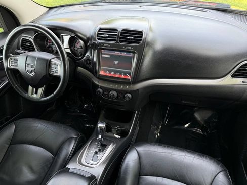 Used 2016 Dodge Journey Crossroad w/ Popular Equipment Group AWD/4WD image 24