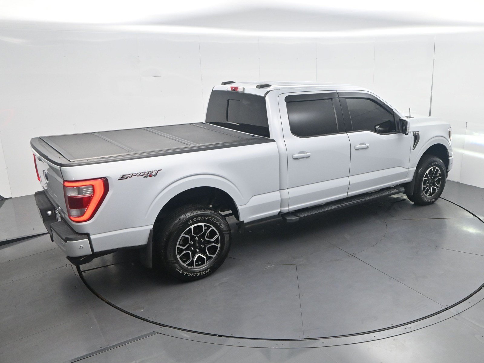 Used 2021 Ford F150 Lariat w/ Equipment Group 502A High AWD/4WD image 37