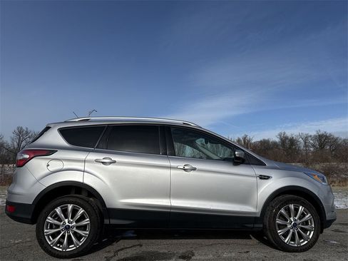 Used 2017 Ford Escape Titanium w/ Equipment Group 301A image 9