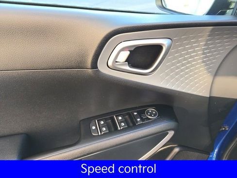 Used 2021 Kia Soul X-Line image 19